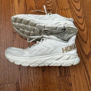 Used Women Hoka off white in color 7.5